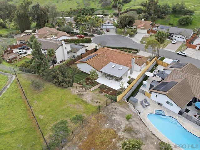 5620 Loping Ln, Bonita, CA 91902