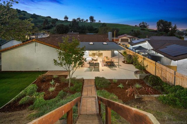 5620 Loping Ln, Bonita, CA 91902