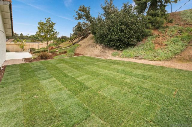 5620 Loping Ln, Bonita, CA 91902