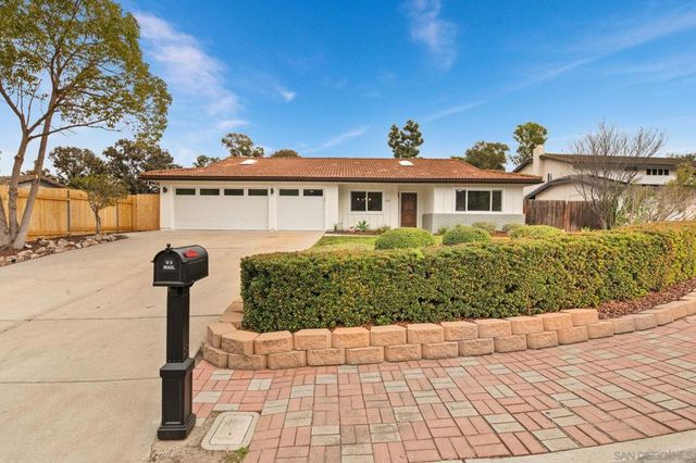 5620 Loping Ln, Bonita, CA 91902