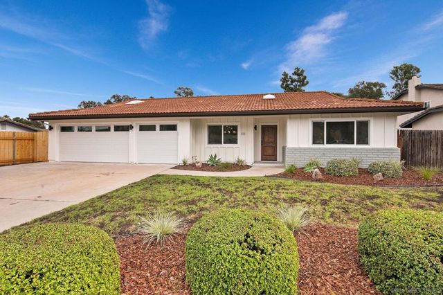 5620 Loping Ln, Bonita, CA 91902
