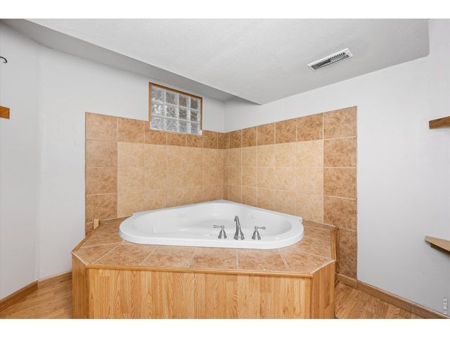 1902 Mainsail Dr, Fort Collins, CO 80524