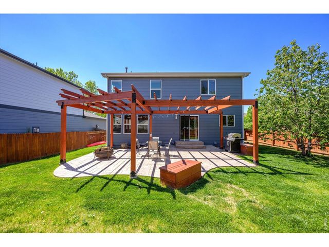1902 Mainsail Dr, Fort Collins, CO 80524