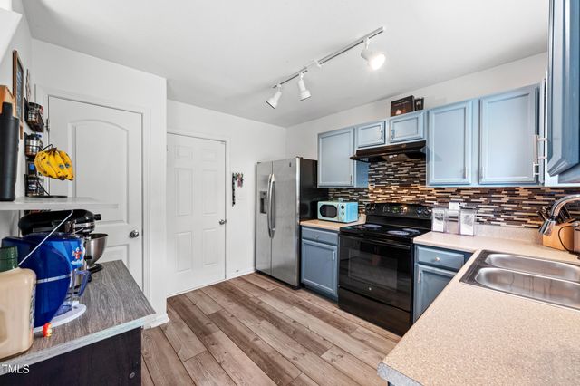 453 Randolph Drive, Clayton, NC 27520
