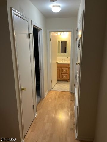 64 Sage Court, Bedminster Twp., NJ 07921