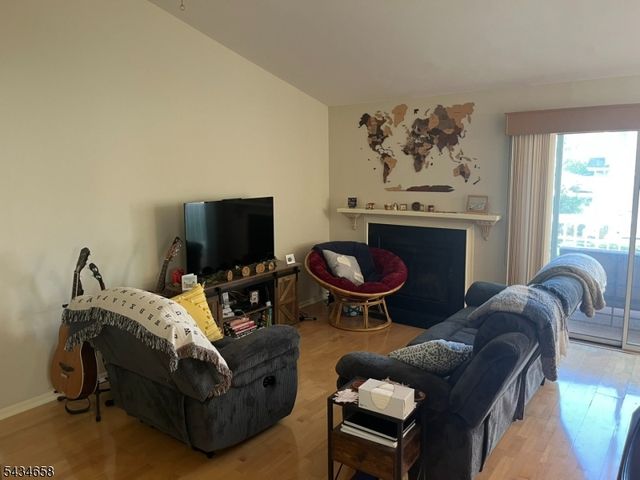 64 Sage Court, Bedminster Twp., NJ 07921
