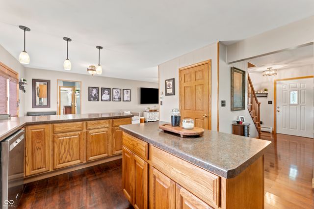 14761 S Us Highway 31, Elizabethtown, IN 47232
