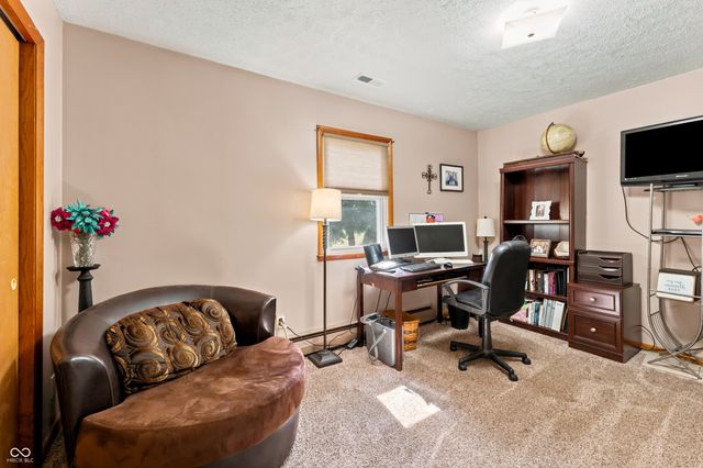 14761 S Us Highway 31, Elizabethtown, IN 47232