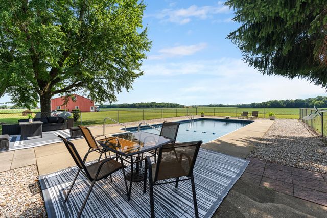 14761 S Us Highway 31, Elizabethtown, IN 47232