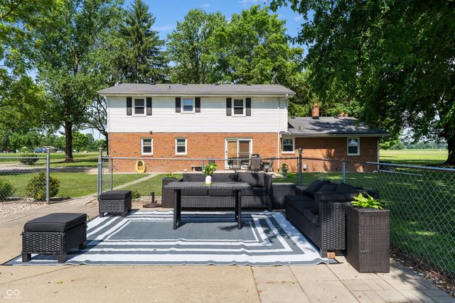 14761 S Us Highway 31, Elizabethtown, IN 47232
