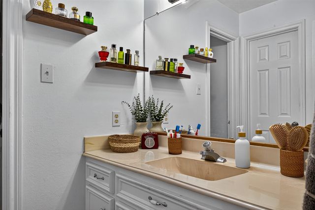 14819 Alderwick Drive, Sugar Land, TX 77498