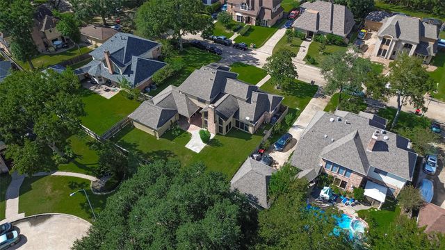 14819 Alderwick Drive, Sugar Land, TX 77498