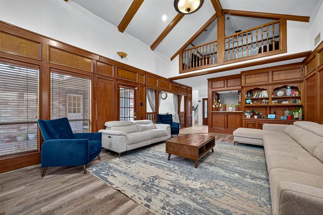 14819 Alderwick Drive, Sugar Land, TX 77498