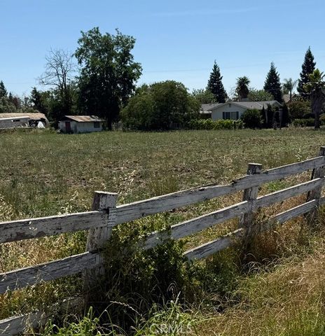 3746 N Gardner, Merced, CA 95340