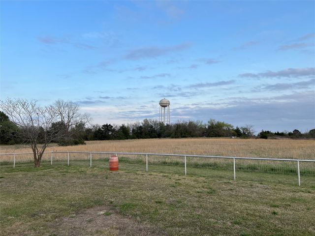 7512 FM 1499, Sumner, TX 75486