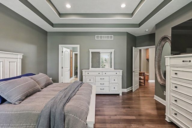30203 Copperwoods Drive, Granger, IN 46530