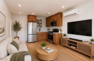 780 E Walton Street A, Signal Hill, CA 90755