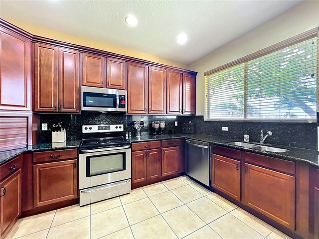 12912 CLOVERDALE LANE, Clermont, FL 34711
