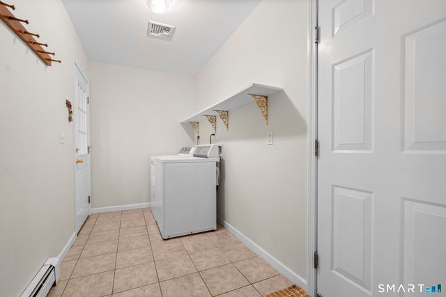 14 Wychwood Lane, Oxford, CT 06478