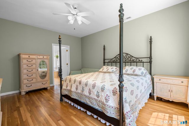 14 Wychwood Lane, Oxford, CT 06478