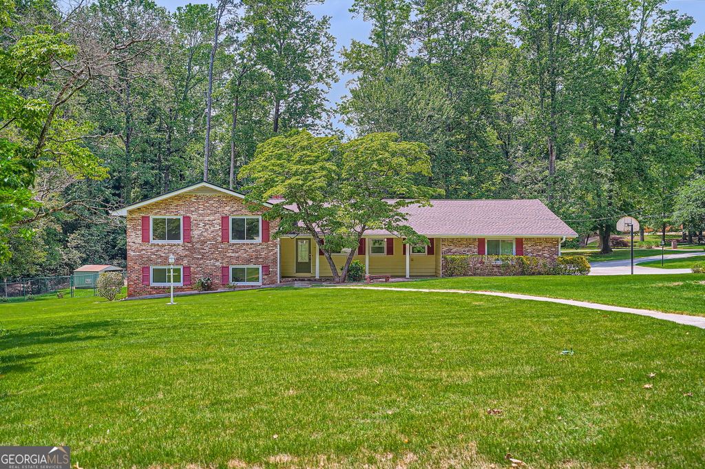 5401 Smoke Rise Drive, Smoke Rise, GA 30087