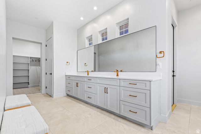 425 E ESTRELLA RIDGE DR, Virgin, UT 84779