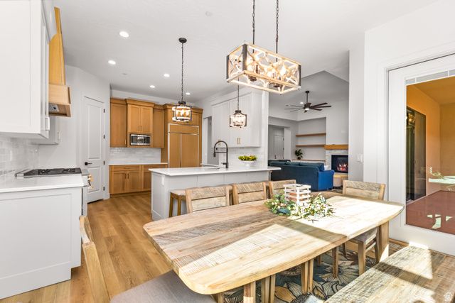 425 E ESTRELLA RIDGE DR, Virgin, UT 84779