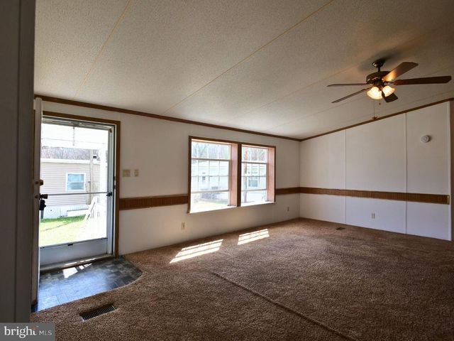 31 TERRACE DR, Spring City, PA 19475