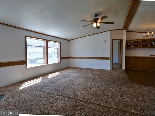 31 TERRACE DR, Spring City, PA 19475