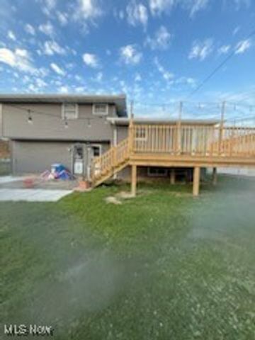 60 Santin Circle, Bedford, OH 44146