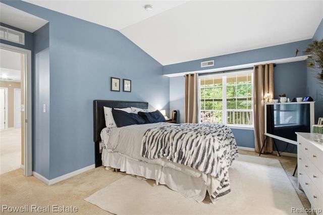 21950 Aberdeen Drive, Macomb, MI 48042