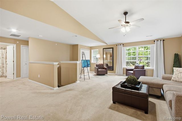 21950 Aberdeen Drive, Macomb, MI 48042