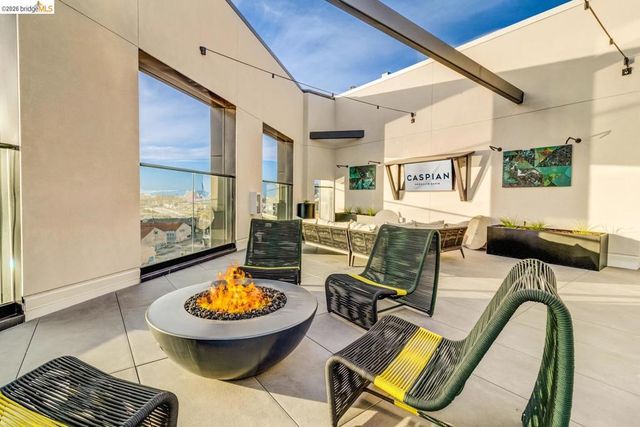 260 Brooklyn Basin Way 564, Oakland, CA 94606