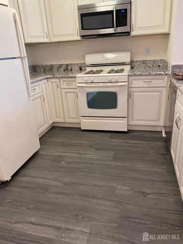 216 Blew Court, East Brunswick, NJ 08816