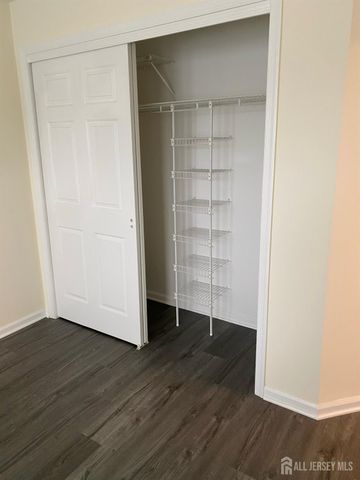 216 Blew Court, East Brunswick, NJ 08816