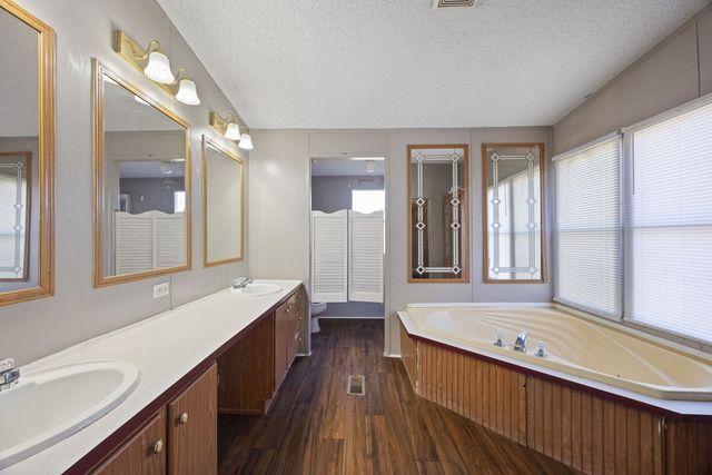 14186 Mineral Springs Road, West Fork, AR 72774