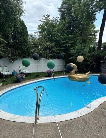 210 Summit Drive, Cranston, RI 02920