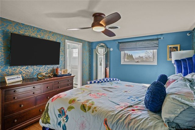 210 Summit Drive, Cranston, RI 02920