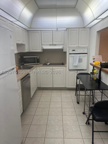 19370 Collins Ave 805, Sunny Isles Beach, FL 33160