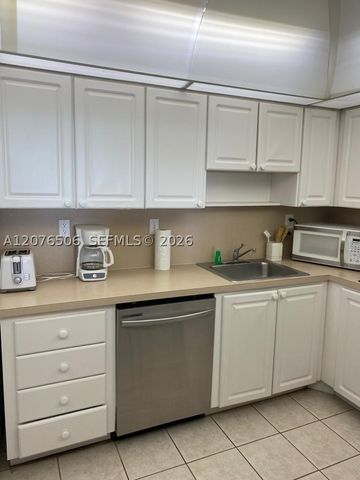 19370 Collins Ave 805, Sunny Isles Beach, FL 33160