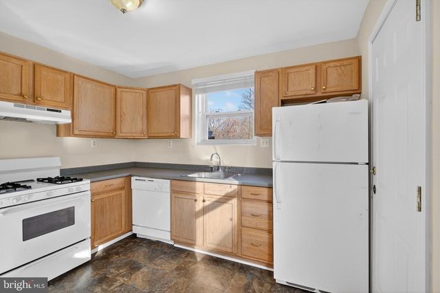 1805 CAMPBELL DR, Suitland, MD 20746