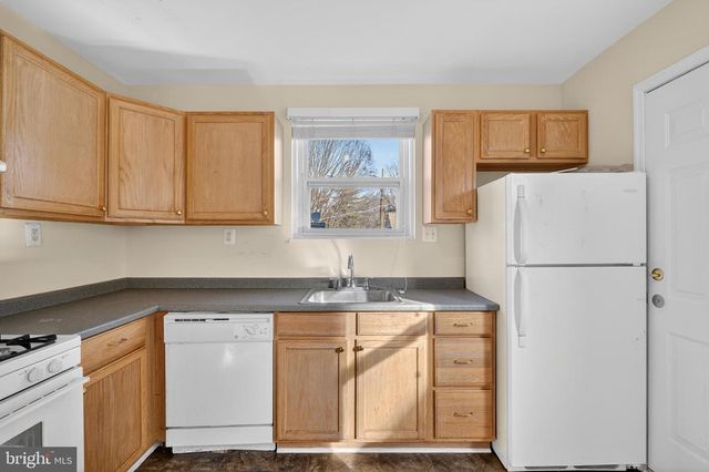 1805 CAMPBELL DR, Suitland, MD 20746