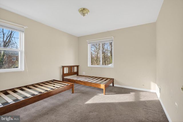 1805 CAMPBELL DR, Suitland, MD 20746