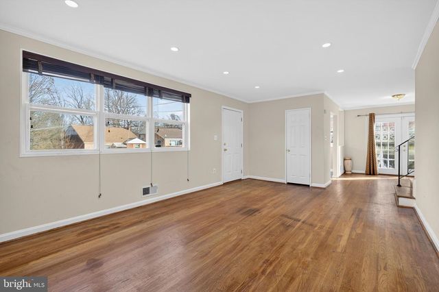 1805 CAMPBELL DR, Suitland, MD 20746