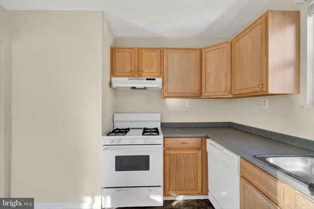 1805 CAMPBELL DR, Suitland, MD 20746