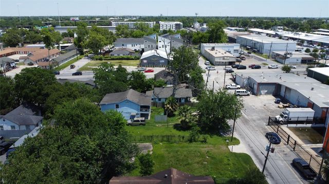 1209 E 27th Street, Houston, TX 77009