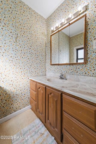 113 Oak Crest Drive, Lafayette, LA 70503