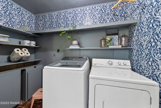 113 Oak Crest Drive, Lafayette, LA 70503