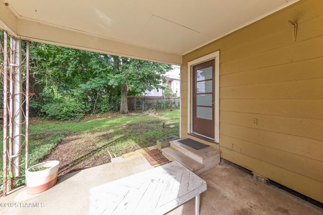 113 Oak Crest Drive, Lafayette, LA 70503