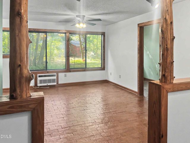 106 Pleasant Drive A, Carrboro, NC 27510